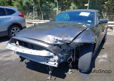 2014 Ford Mustang V6 from USA, damaged, VIN 1ZVBP8EM8E5292793